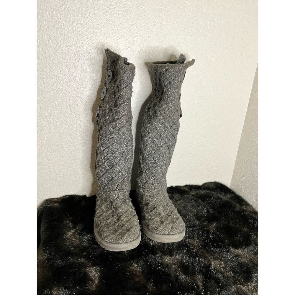 UGG Australia Womens Lattice Cardy Knit Knee High Boots Light Gray‎  Size 7